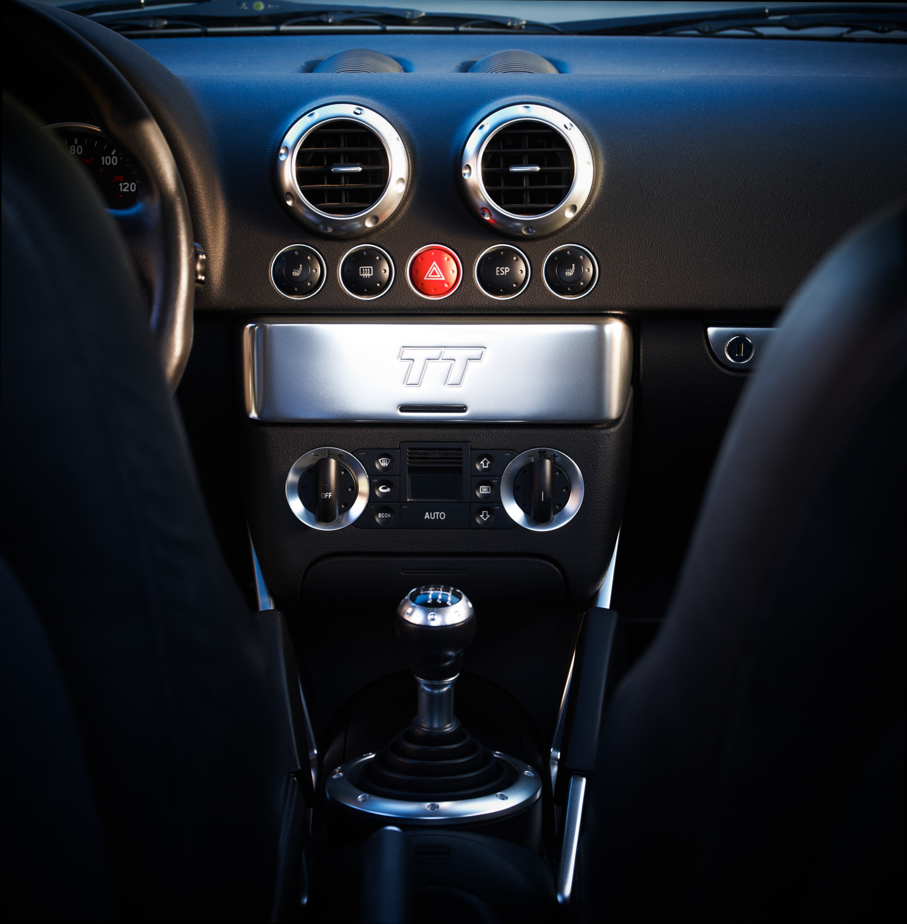 AudiTT_2012082355612